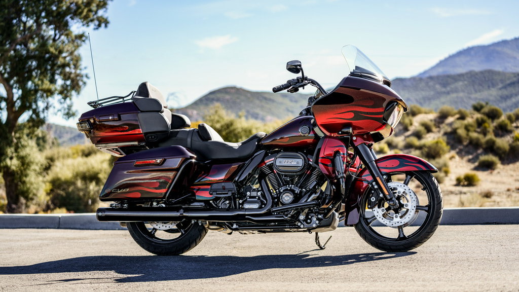 CVO-Road-Glide-Limited-2022